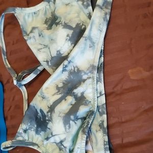 Victoria's secret sports bra.